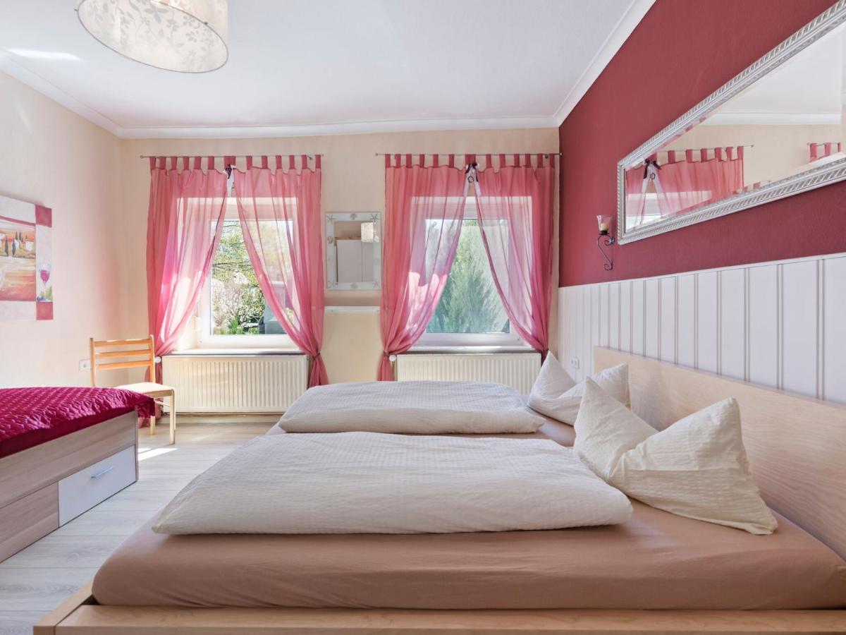 Elegant Apartment With Garden In Gingst Exterior foto